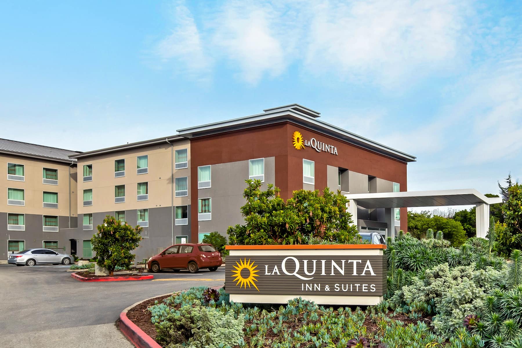 La Quinta Inn & Suites by Wyndham
San Francisco Airport N