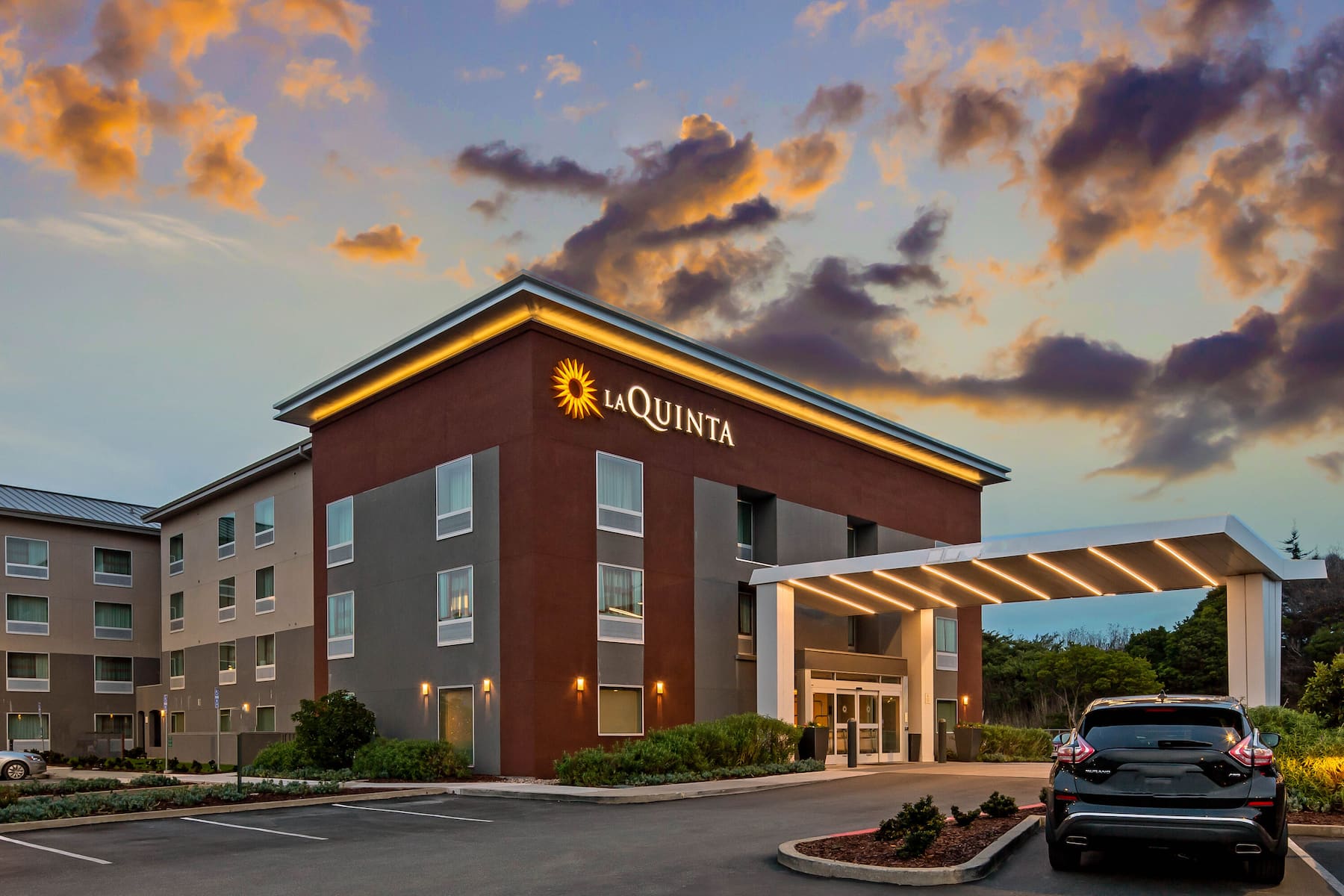 La Quinta Inn & Suites by Wyndham
San Francisco Airport N
